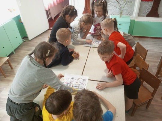 Сегодня , 20 марта 2026 года, подготовительной группе ГБДОУ "ДЕТСКИЙ САД № 381 г. о. ДОНЕЦК" ДНР воспитателем Гусаковой Е. Н. была проведена тематическая беседа "Планета в опасности" Сегодня , 20 марта 2026 года, подготовительной группе ГБДОУ "ДЕТСКИЙ САД № 381 г. о. ДОНЕЦК" ДНР воспитателем Гусаковой Е. Н. была проведена тематическая беседа "Планета в опасности"