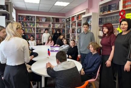 Литературный час «Поэзия - музыка слов»