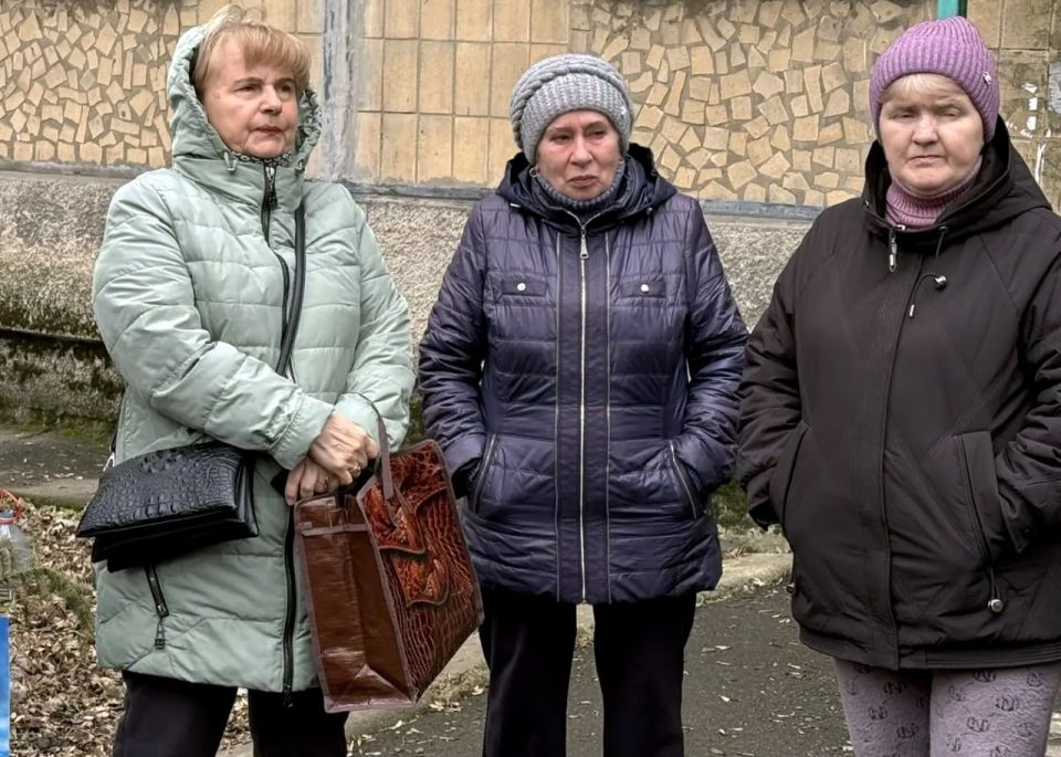 Иван Адамец: В Куйбышевском районе, в рамках партийного проекта «Управдом», состоялась встреча заместителя руководителя районной управы Алексея Шлапака и представителей Единого регионального фонда по обслуживанию МКД с... Иван Адамец: В Куйбышевском районе, в рамках партийного проекта «Управдом», состоялась встреча заместителя руководителя районной управы Алексея Шлапака и представителей Единого регионального фонда по обслуживанию МКД с...