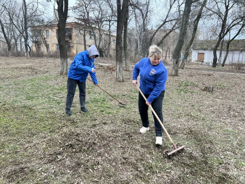 Иван Приходько: В Центрально-Городском районе Горловки продолжается реализация партийного проекта «Городская среда» Иван Приходько: В Центрально-Городском районе Горловки продолжается реализация партийного проекта «Городская среда»