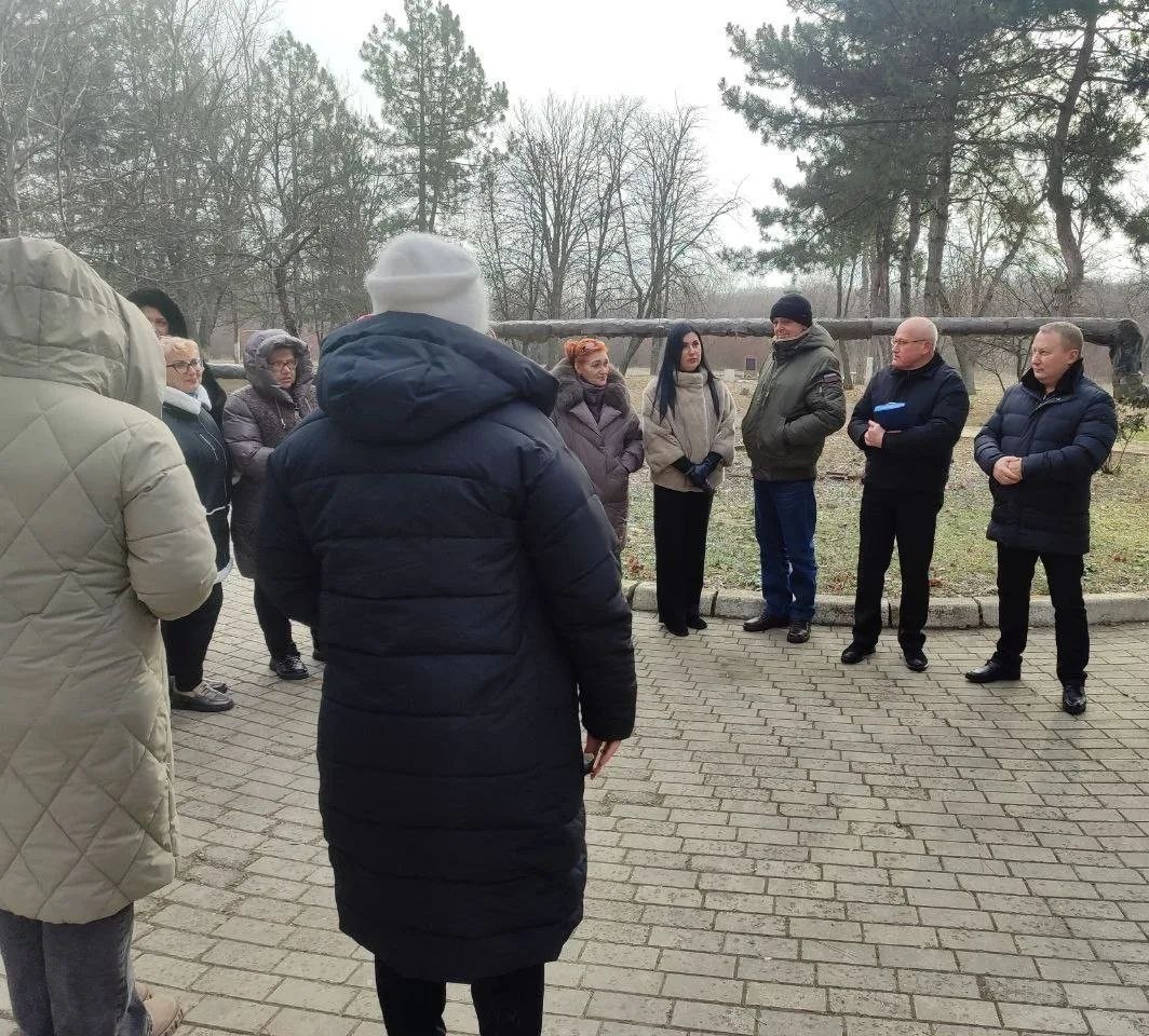 Сегодня, 20 марта, по поручению Главы ДНР Дениса Пушилина, первый заместитель руководителя Управы Калининского внутригородского района Администрации городского округа Донецк Роман Емельянов совместно с депутатом Донецкого...