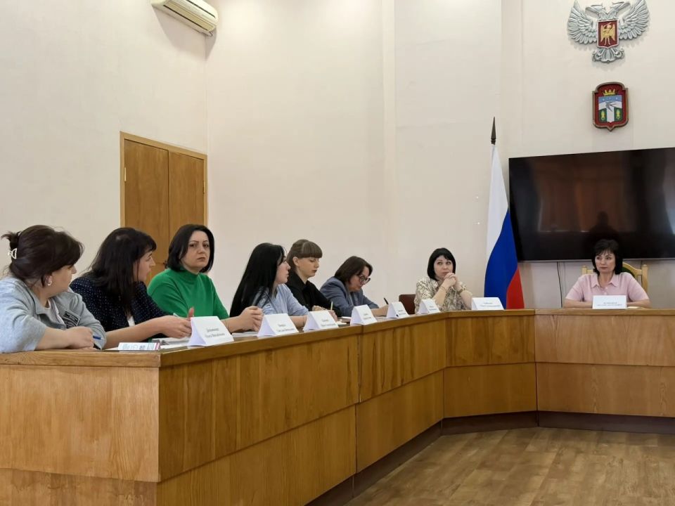Наталья Великодная: Сегодня провела очередное заседание межведомственной комиссии по вопросам поддержки участников СВО Наталья Великодная: Сегодня провела очередное заседание межведомственной комиссии по вопросам поддержки участников СВО