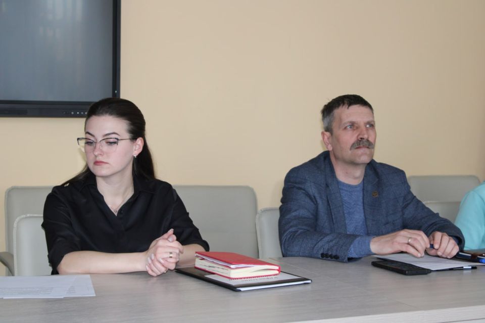 В Горловке состоялось информационно-просветительское мероприятие под названием «Банковский день» В Горловке состоялось информационно-просветительское мероприятие под названием «Банковский день»