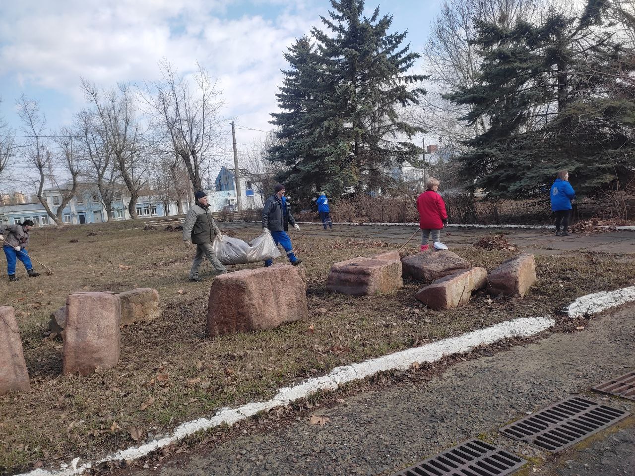 Итоги субботника на территории Горловки Итоги субботника на территории Горловки
