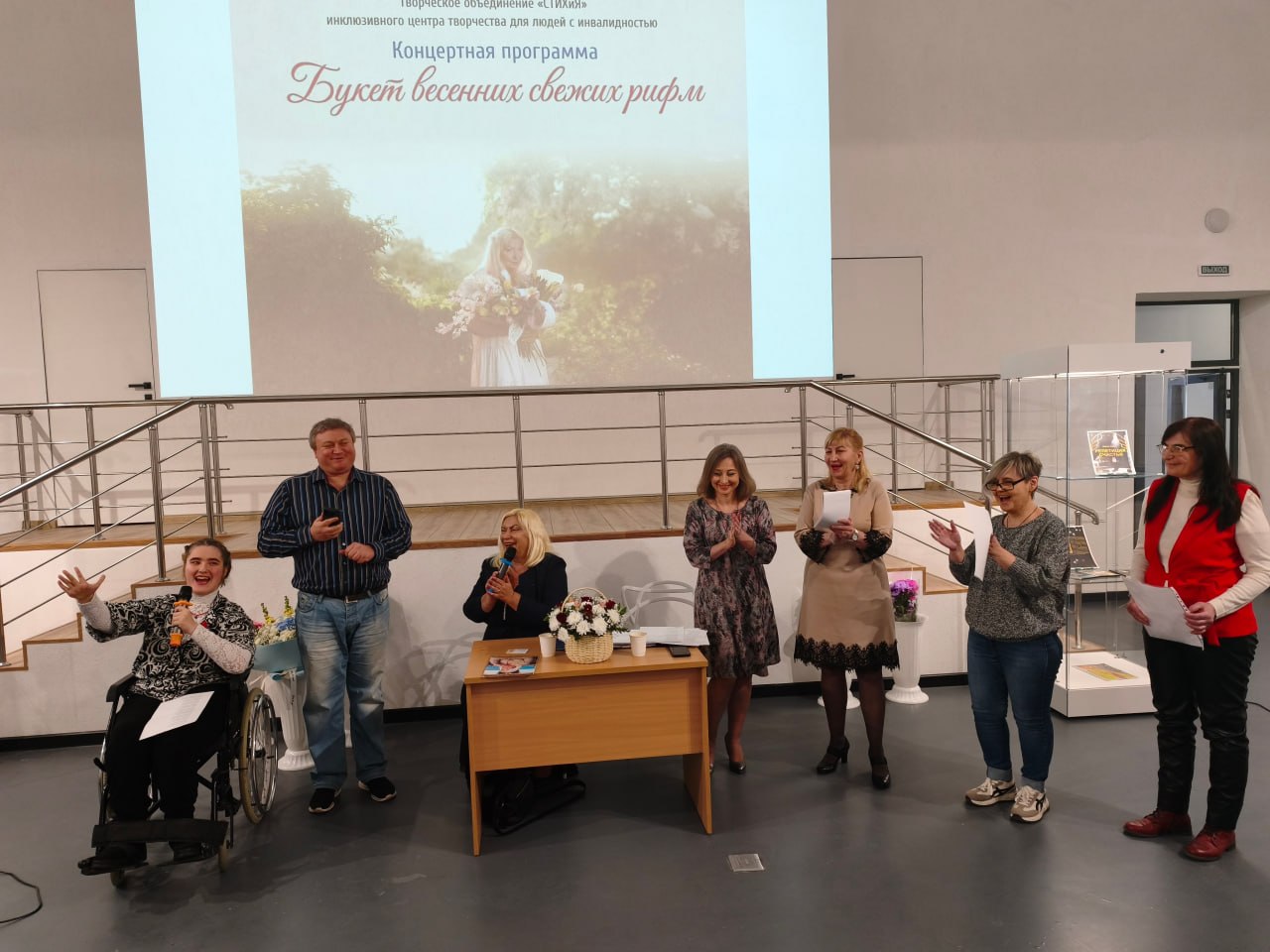 Юбилей Ларисы Саевич и День поэзии отметили литературным вечером в Центре славянской культуры Юбилей Ларисы Саевич и День поэзии отметили литературным вечером в Центре славянской культуры