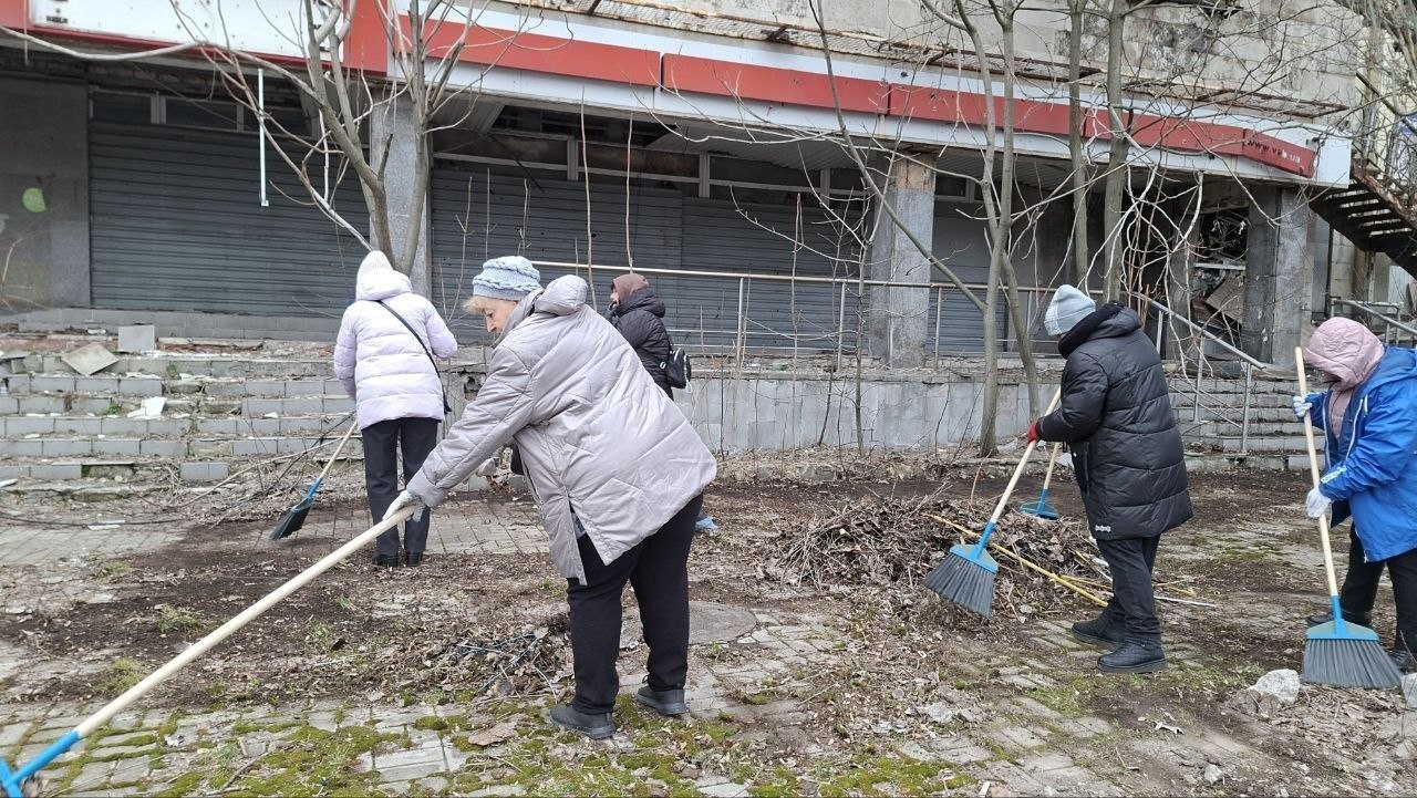 Валентин Левченко: Небольшая хорошая новость: у остановки на пересечении Партизанского и Киевского проспектов теперь чище и аккуратнее! Валентин Левченко: Небольшая хорошая новость: у остановки на пересечении Партизанского и Киевского проспектов теперь чище и аккуратнее!