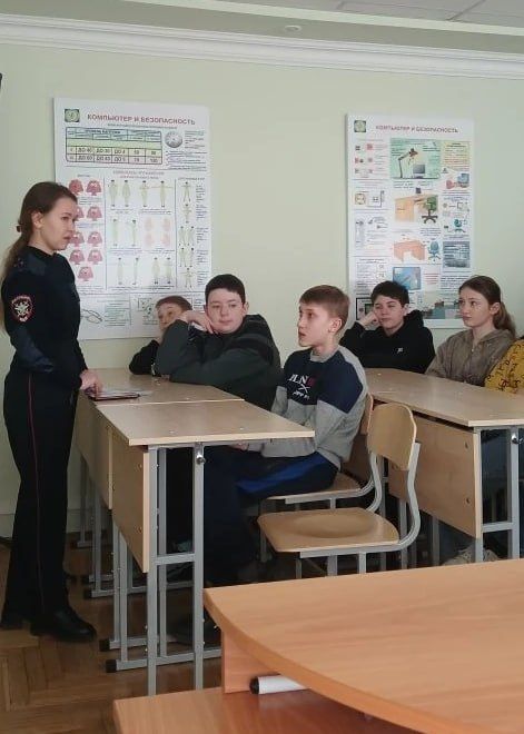 На Донецкой детской железной дороге 21 марта прошла важная и актуальная беседа с юными воспитанниками На Донецкой детской железной дороге 21 марта прошла важная и актуальная беседа с юными воспитанниками