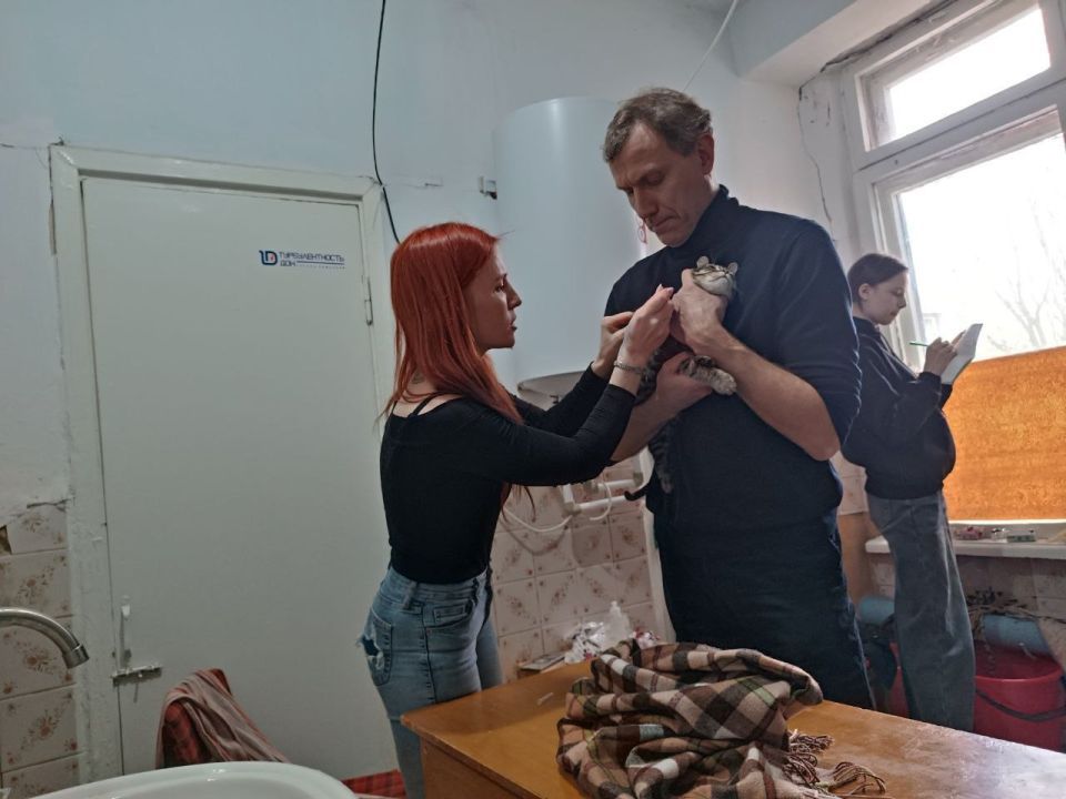Сергей Юзвинкевич: В ПВР с. Заря Володарского муниципального округа состоялось мероприятие по оказанию ветеринарной помощи животным Сергей Юзвинкевич: В ПВР с. Заря Володарского муниципального округа состоялось мероприятие по оказанию ветеринарной помощи животным