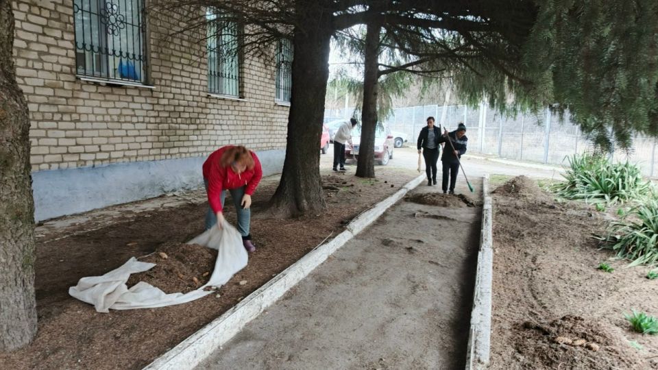 Наталья Великодная: Чистота начинается с нас: стартовал первый субботник в Тельмановском округе! Наталья Великодная: Чистота начинается с нас: стартовал первый субботник в Тельмановском округе!