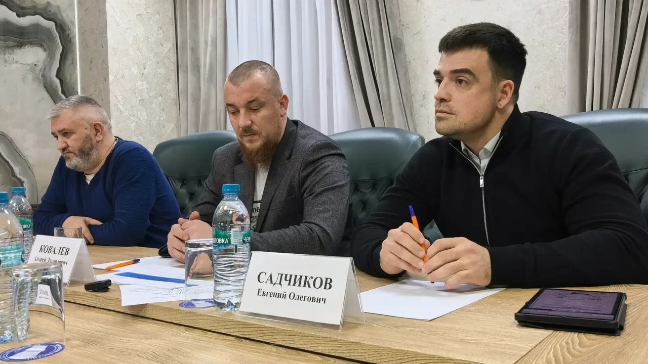 Андрей Чертков: Встретился с моими подопечными из кадрового проекта «Донбасс. СВОи Герои» Андрей Чертков: Встретился с моими подопечными из кадрового проекта «Донбасс. СВОи Герои»