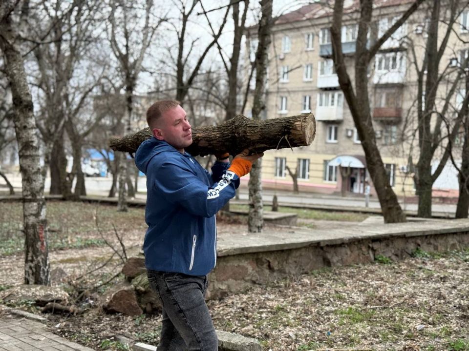 Чистота начинается с нас: Ворошиловский район преобразился после городского субботника! Чистота начинается с нас: Ворошиловский район преобразился после городского субботника!