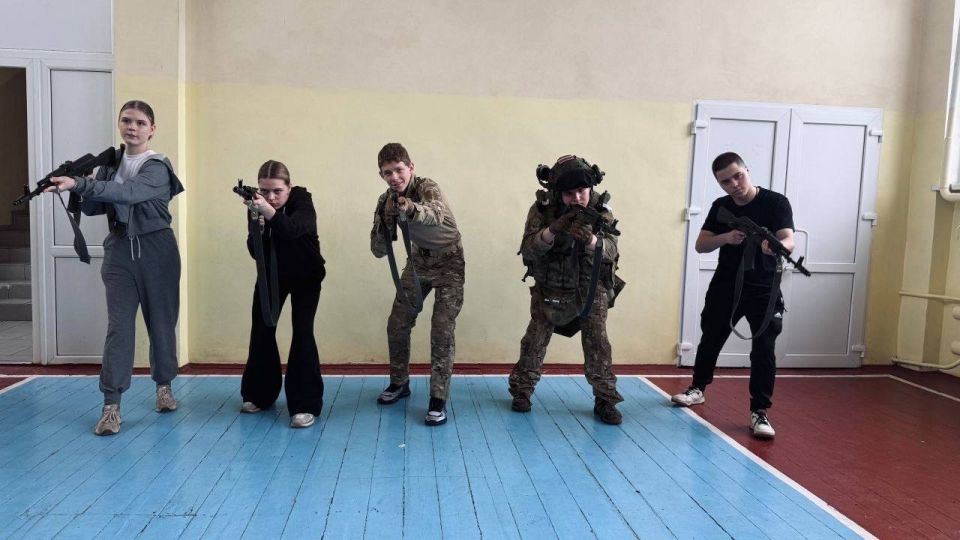 Александр Пеняев: Шаг в будущее с Центром "ВОИН" Александр Пеняев: Шаг в будущее с Центром "ВОИН"
