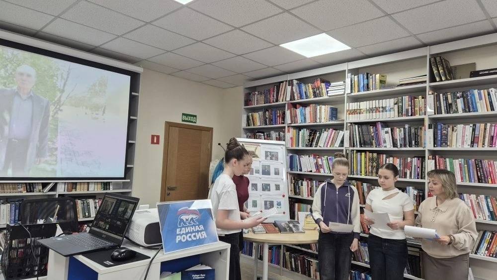 Поэзия без границ: в Мангушском округе прошёл вечер «Соцветие родных языков» Поэзия без границ: в Мангушском округе прошёл вечер «Соцветие родных языков»