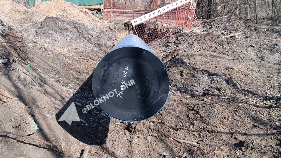 Работы у «моста» между Северным и Южным водоузлами в Донецке затихли Работы у «моста» между Северным и Южным водоузлами в Донецке затихли