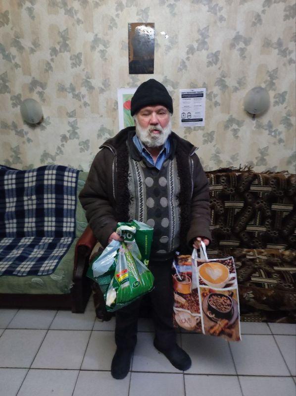 Добрые дела. Совет женщин города Дебальцево получил гуманитарную помощь от семьи Марковых Сергея и Ольги , которые являются членами общины коренных малочисленных народов севера «Сенки» Хабаровского края г.Хабаровск. Это... Добрые дела. Совет женщин города Дебальцево получил гуманитарную помощь от семьи Марковых Сергея и Ольги , которые являются членами общины коренных малочисленных народов севера «Сенки» Хабаровского края г.Хабаровск. Это...