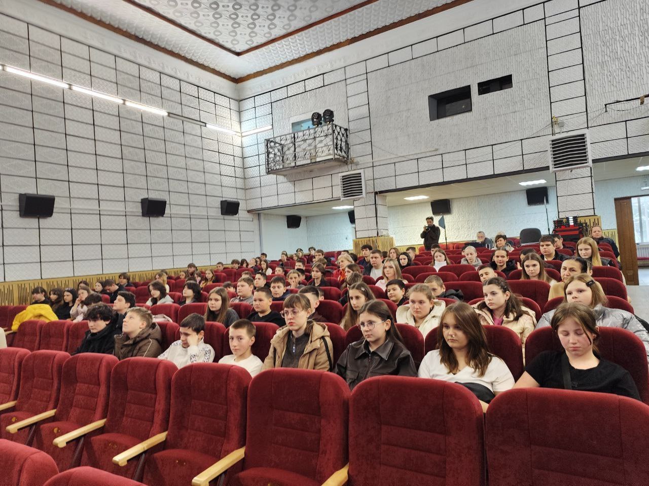 Важный диалог о безопасности: Профилактика противоправного поведения среди подростков Володарского округа Важный диалог о безопасности: Профилактика противоправного поведения среди подростков Володарского округа