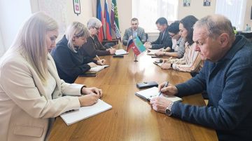 Врип главы муниципального образования Старобешевский муниципальный округ Алексей Черкашин провел оперативное совещание, на котором обсудили ключевые вопросы округа