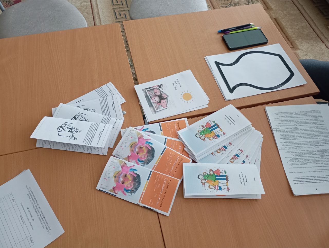 В Харцызске прошло заседание родительского клуба «Содействие» В Харцызске прошло заседание родительского клуба «Содействие»