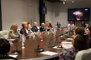 Ольга Воронова выступила модератором конференции, посвященной 12-й годовщине воссоединения Крыма с Россией