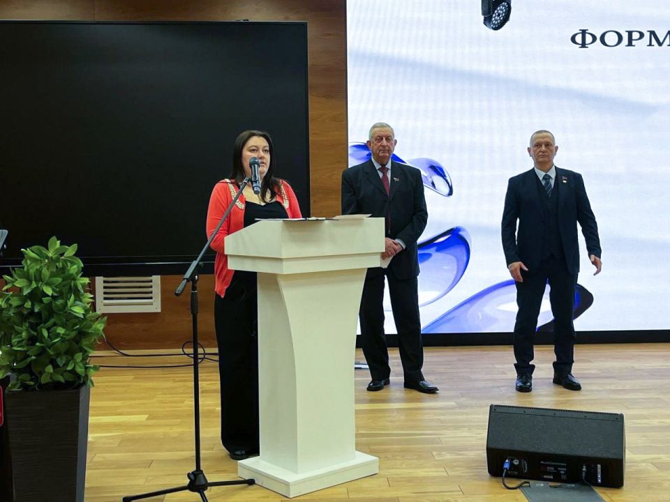 Депутаты Народного Совета выступили экспертами в тренинге-симуляции «Основы политической коммуникации: диалог с населением» Депутаты Народного Совета выступили экспертами в тренинге-симуляции «Основы политической коммуникации: диалог с населением»
