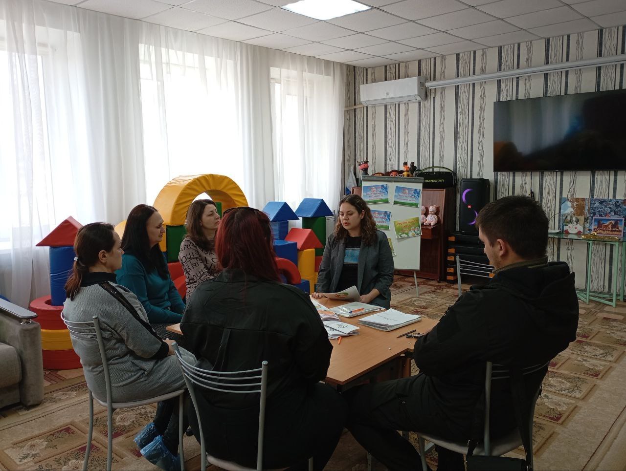 В Харцызске прошло заседание родительского клуба «Содействие» В Харцызске прошло заседание родительского клуба «Содействие»