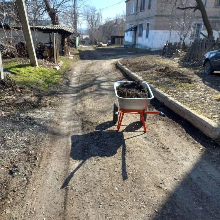 В Кировском продолжаются мероприятия по благоустройству В Кировском продолжаются мероприятия по благоустройству