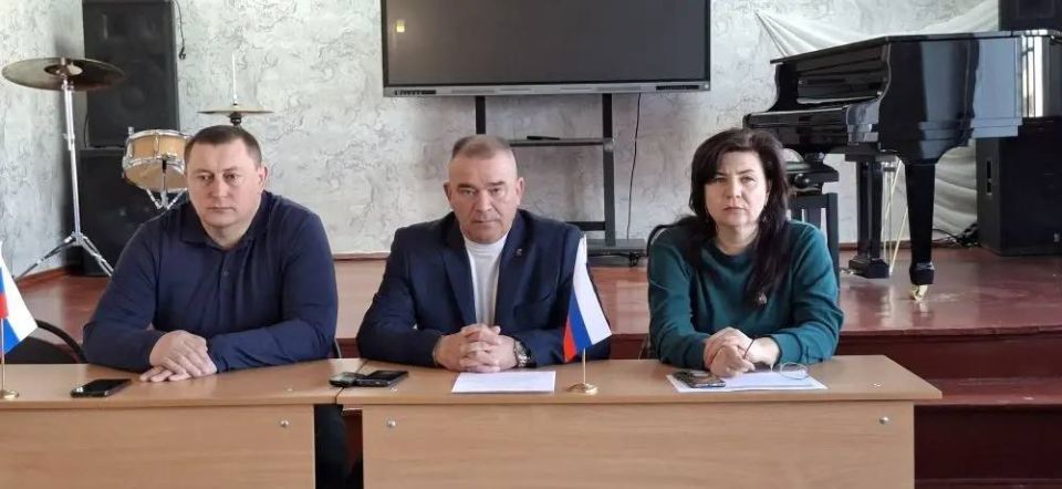 Денис Зубов: Аппаратное совещание в городском округе Иловайск Денис Зубов: Аппаратное совещание в городском округе Иловайск