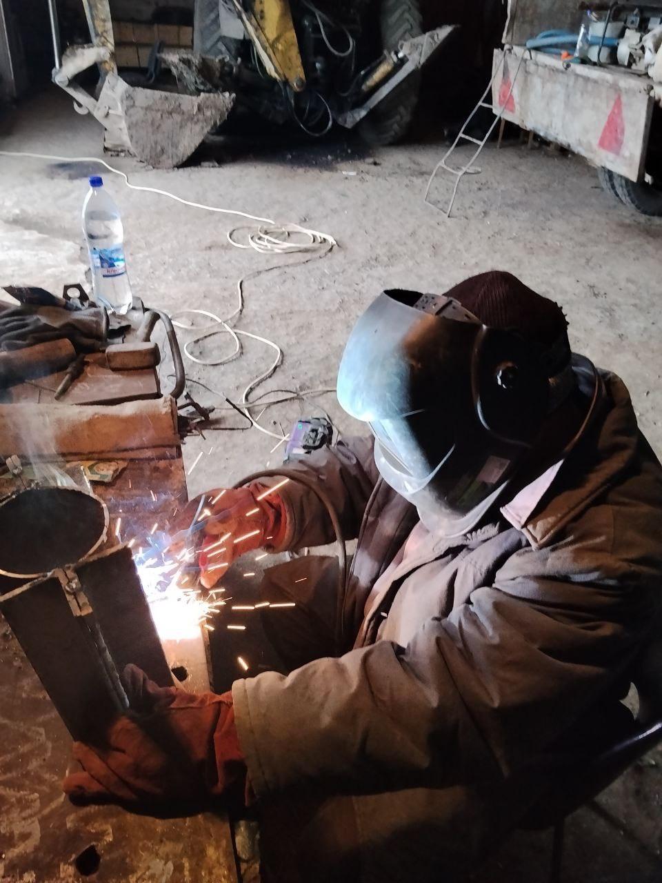 Аварийная бригада Бурятии выполнила 8 заявок в Старобешево за неделю Аварийная бригада Бурятии выполнила 8 заявок в Старобешево за неделю