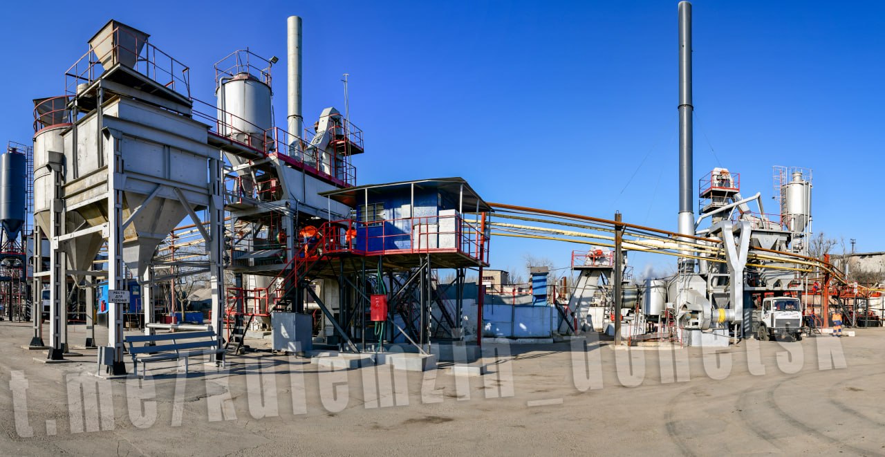 Алексей Кулемзин: Сегодня на базе предприятия «Дорожное ремонтно-строительное управление» состоялся успешный пробный запуск асфальтобетонного завода в новом сезоне Алексей Кулемзин: Сегодня на базе предприятия «Дорожное ремонтно-строительное управление» состоялся успешный пробный запуск асфальтобетонного завода в новом сезоне