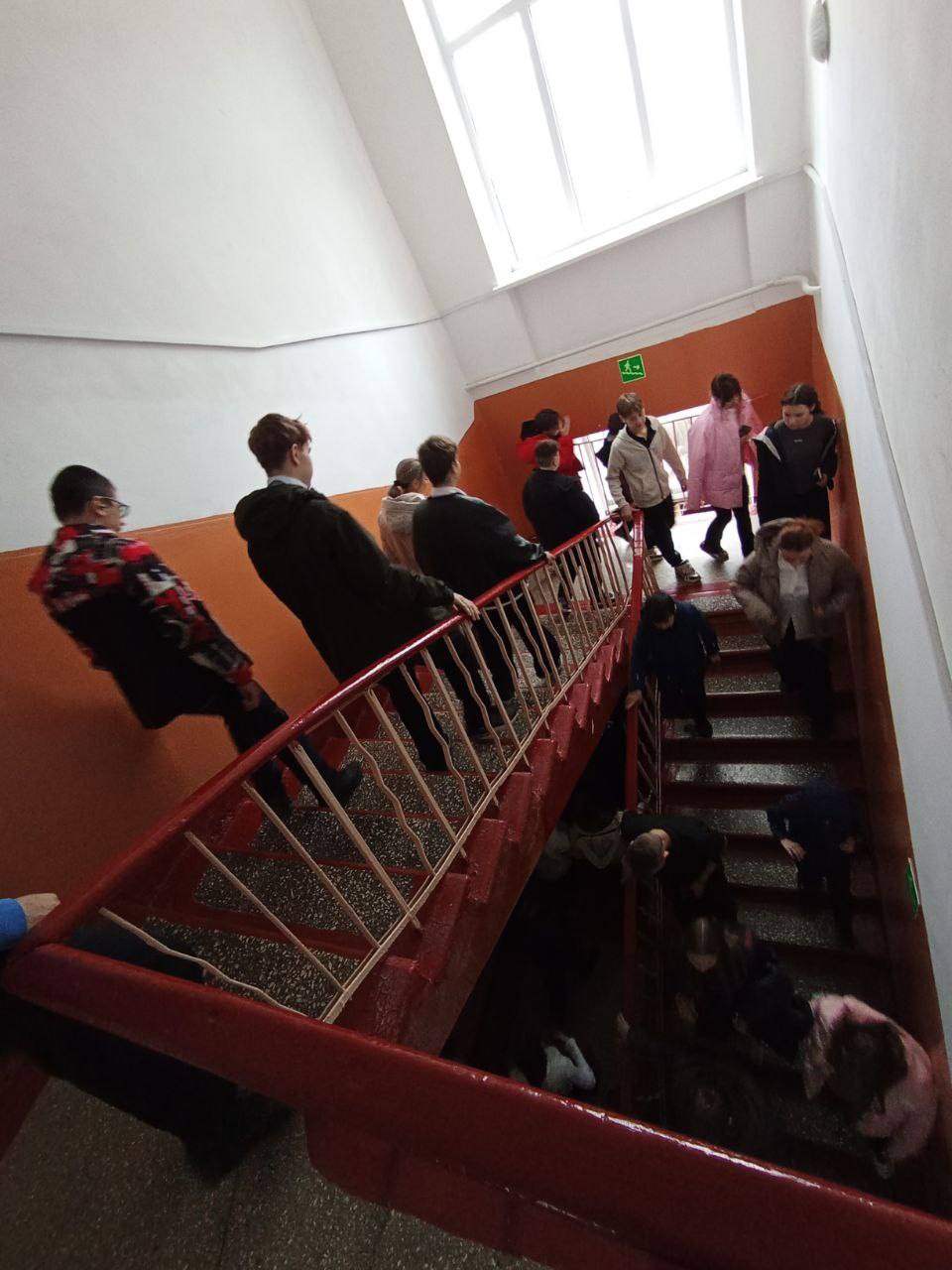 Мангушский муниципальный округ: приоритет — безопасность детей Мангушский муниципальный округ: приоритет — безопасность детей