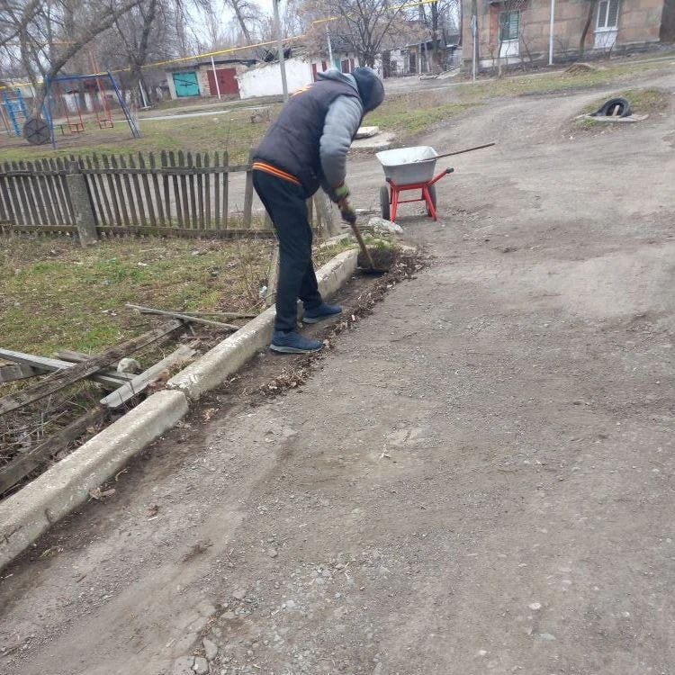 В Кировском продолжаются мероприятия по благоустройству