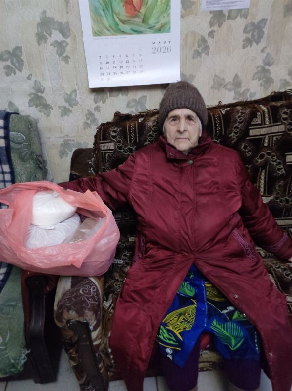 Добрые дела. Совет женщин города Дебальцево получил гуманитарную помощь от семьи Марковых Сергея и Ольги , которые являются членами общины коренных малочисленных народов севера «Сенки» Хабаровского края г.Хабаровск. Это... Добрые дела. Совет женщин города Дебальцево получил гуманитарную помощь от семьи Марковых Сергея и Ольги , которые являются членами общины коренных малочисленных народов севера «Сенки» Хабаровского края г.Хабаровск. Это...