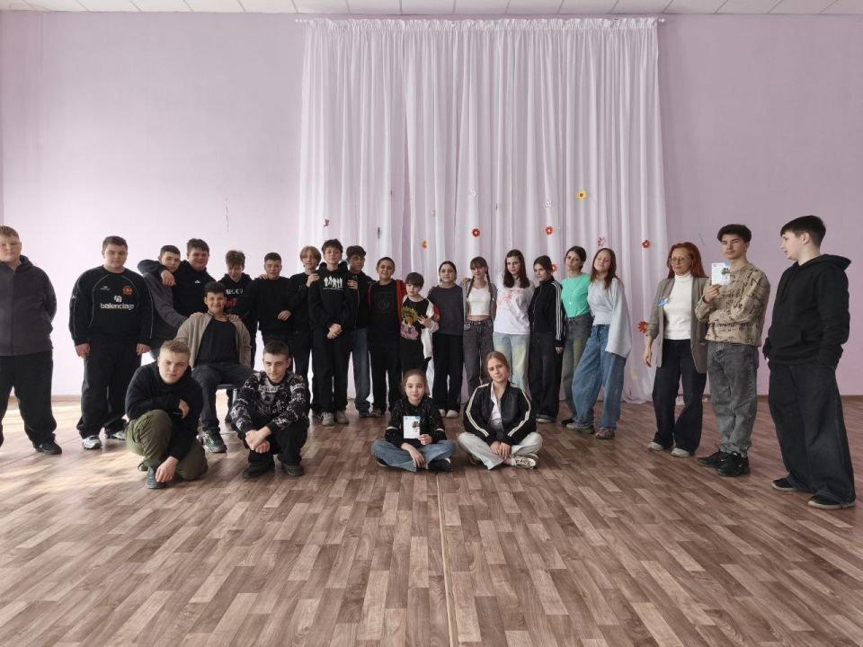 Сегодня 23 марта психолог "Точки опоры" Ирина Кулигина поделилась ценными знаниями с участницами женского клуба "СчастливаЯ" и провела лекцию на тему: "Особенности подросткового возраста: вызовы и возможности" Сегодня 23 марта психолог "Точки опоры" Ирина Кулигина поделилась ценными знаниями с участницами женского клуба "СчастливаЯ" и провела лекцию на тему: "Особенности подросткового возраста: вызовы и возможности"