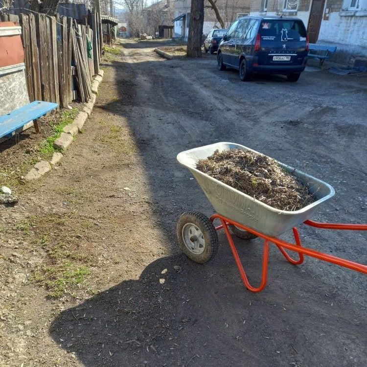 В Кировском продолжаются мероприятия по благоустройству В Кировском продолжаются мероприятия по благоустройству