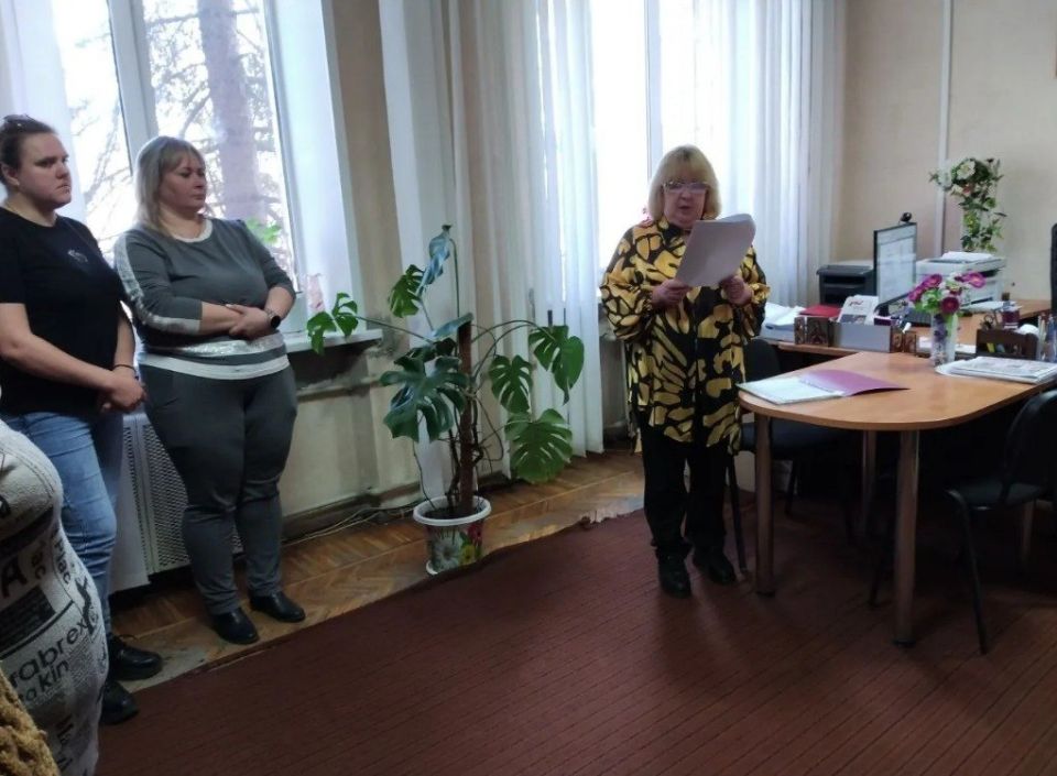 По поручению Главы ДНР Дениса Пушилина под эгидой Единой России проводятся встречи с населением для выявления проблемных вопросов на подведомственной территории По поручению Главы ДНР Дениса Пушилина под эгидой Единой России проводятся встречи с населением для выявления проблемных вопросов на подведомственной территории