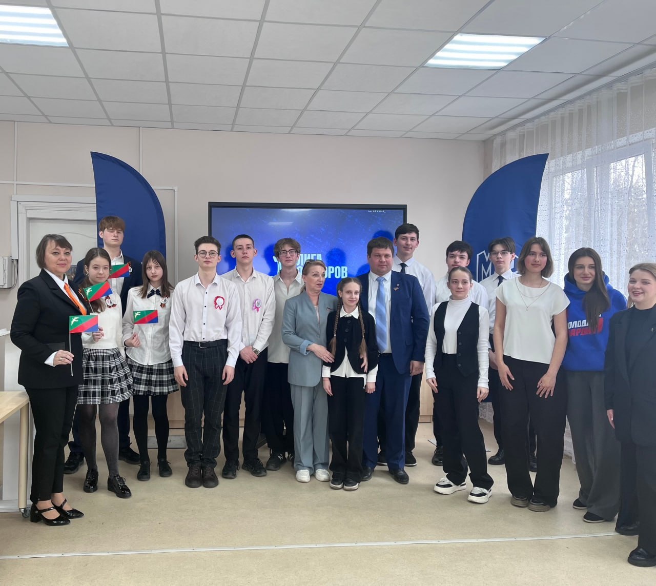 Сергей Желновач: ОТ ОКРУГА — К ФИНАЛУ. 19 марта 2026 года, прошел окружной этап турнира «Лига ораторов», и у нас отличные новости! Команда ГБОУ «Школа № 4 г.о. Дебальцево» в составе Олега Заеца, Андрея Мартусенко и...