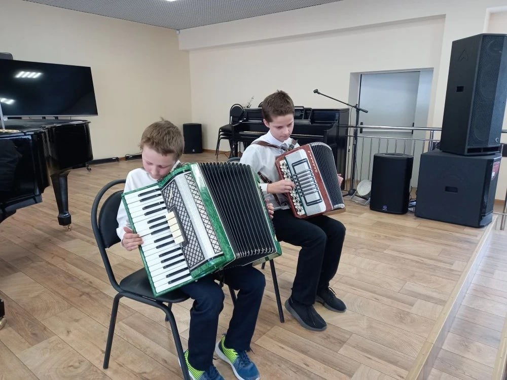 В Мариуполе прошел концерт юных баянистов В Мариуполе прошел концерт юных баянистов