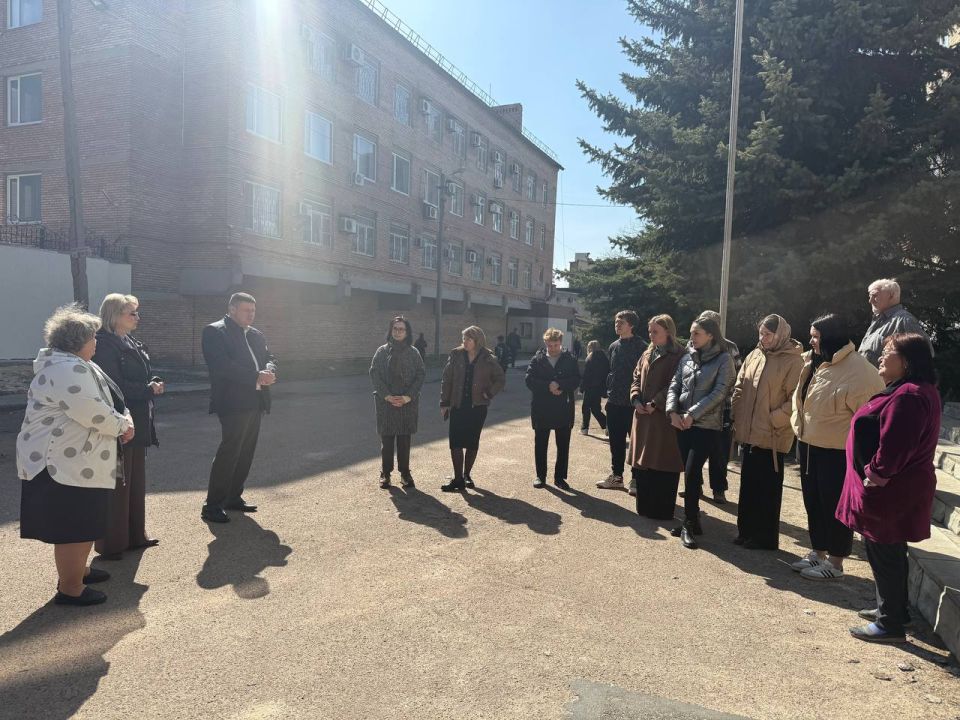 По поручению Главы ДНР Дениса Пушилина в Ворошиловском внутригородском районе продолжаются встречи с населением По поручению Главы ДНР Дениса Пушилина в Ворошиловском внутригородском районе продолжаются встречи с населением
