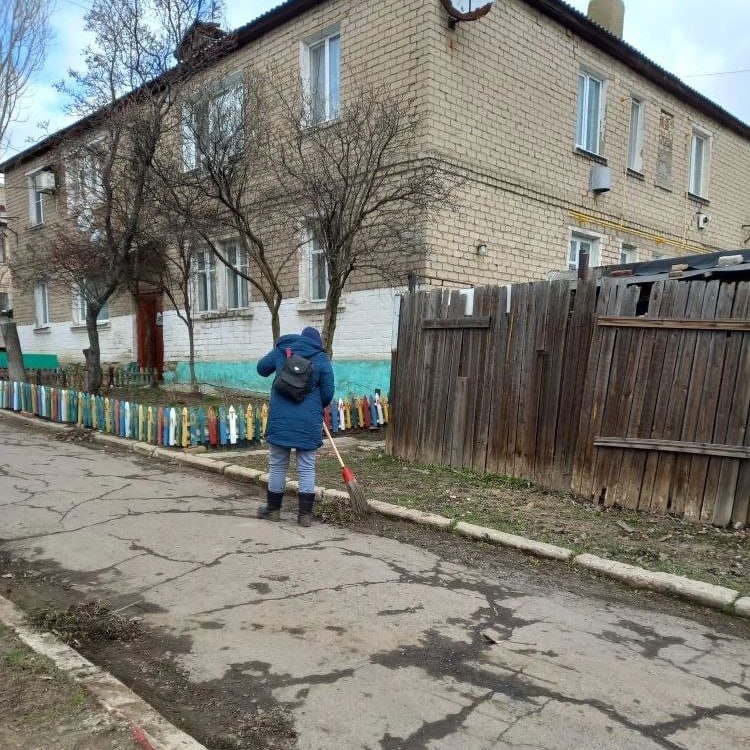 В Кировском продолжаются мероприятия по благоустройству В Кировском продолжаются мероприятия по благоустройству