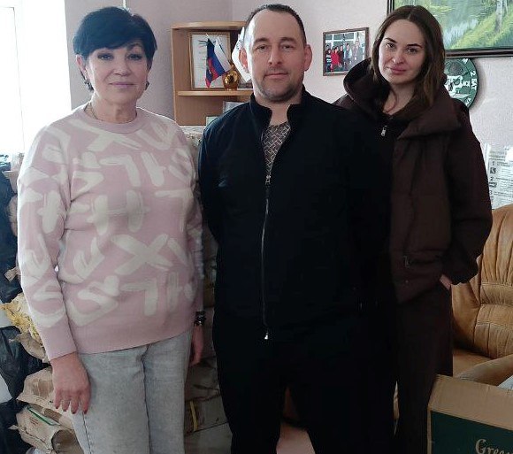 Добрые дела. Совет женщин города Дебальцево получил гуманитарную помощь от семьи Марковых Сергея и Ольги , которые являются членами общины коренных малочисленных народов севера «Сенки» Хабаровского края г.Хабаровск. Это...