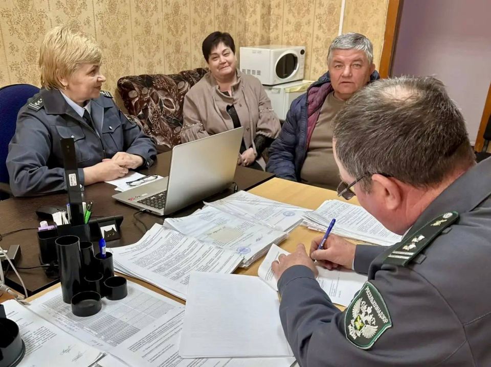 С 17 по 20 марта специалистами отдела надзора в области карантина растений и семеноводства, качества и безопасности зерна по ДНР Управления Россельхознадзора по ДНР и ЛНР проведены профилактические визиты по инициативе... С 17 по 20 марта специалистами отдела надзора в области карантина растений и семеноводства, качества и безопасности зерна по ДНР Управления Россельхознадзора по ДНР и ЛНР проведены профилактические визиты по инициативе...