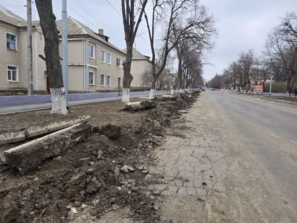 Забайкалье приступило к капитальному ремонту дороги в подшефном Комсомольском Забайкалье приступило к капитальному ремонту дороги в подшефном Комсомольском