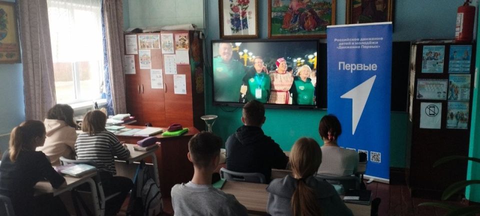 Денис Зубов: В Зеленовской школе кипит работа! Денис Зубов: В Зеленовской школе кипит работа!