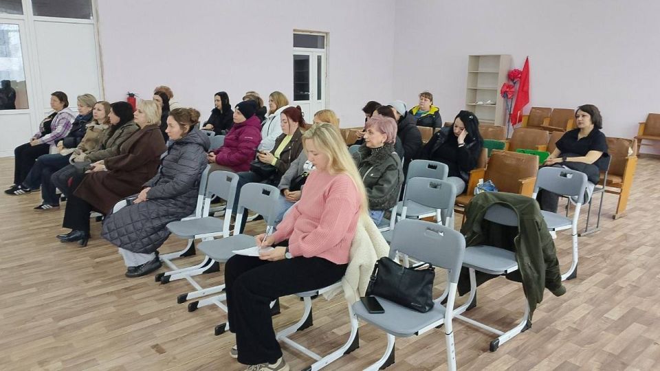 В Иловайске родительские комитеты вышли на новый уровень сотрудничества В Иловайске родительские комитеты вышли на новый уровень сотрудничества
