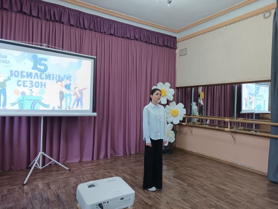 Школьники Старобешевского округа поучаствовали в Всероссийском конкурсе юных чтецов «Живая классика» Школьники Старобешевского округа поучаствовали в Всероссийском конкурсе юных чтецов «Живая классика»