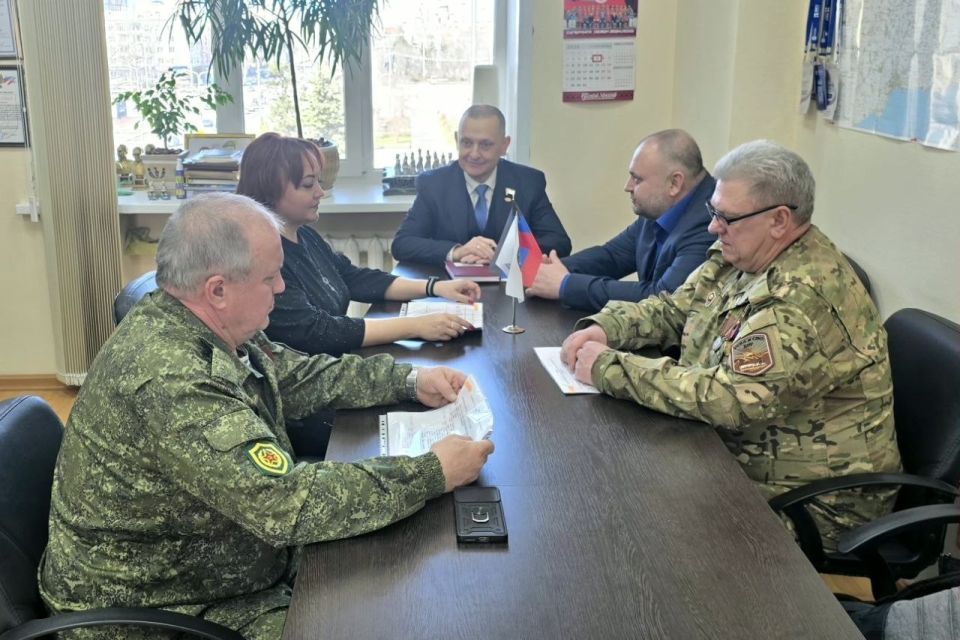 Дмитрий Огилец провел в рамках работы Комитета по поддержке участников СВО провел несколько рабочих встреч Дмитрий Огилец провел в рамках работы Комитета по поддержке участников СВО провел несколько рабочих встреч