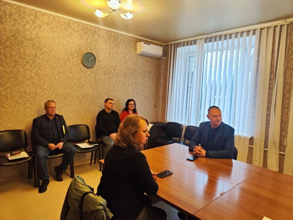Заседания постоянных комитетов Заседания постоянных комитетов