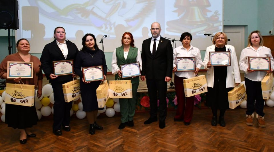 ВЕРШИНЫ ПЕДАГОГИЧЕСКОГО МАСТЕРСТВА ВЕРШИНЫ ПЕДАГОГИЧЕСКОГО МАСТЕРСТВА