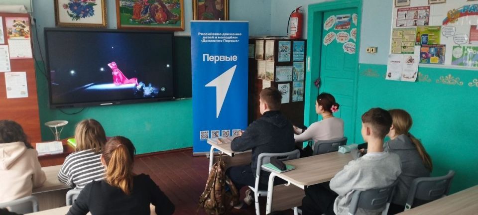 Денис Зубов: В Зеленовской школе кипит работа! Денис Зубов: В Зеленовской школе кипит работа!