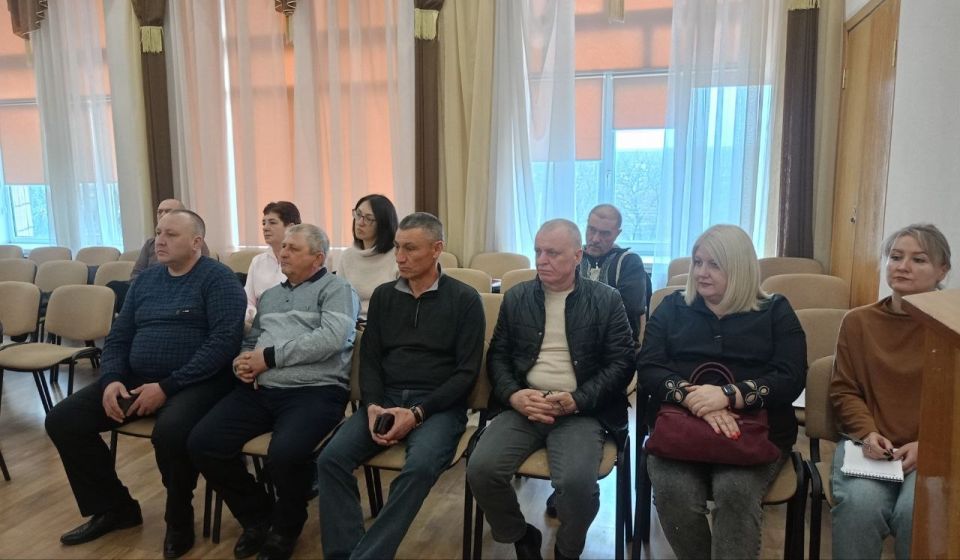 Наталья Великодная: Приняла участие в заседании комиссии по предупреждению и ликвидации чрезвычайных ситуаций и обеспечению пожарной безопасности, были рассмотрены следующие вопросы: Наталья Великодная: Приняла участие в заседании комиссии по предупреждению и ликвидации чрезвычайных ситуаций и обеспечению пожарной безопасности, были рассмотрены следующие вопросы: